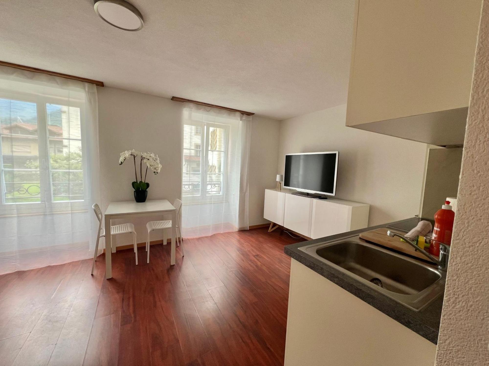 Nimbuzzz Apartments Unterseen Zimmer foto